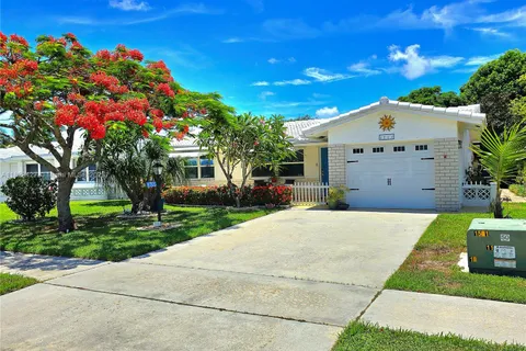 1711 SW 22nd St, Boynton Beach FL 33426