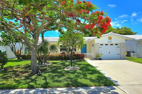 1711 SW 22nd St, Boynton Beach FL 33426