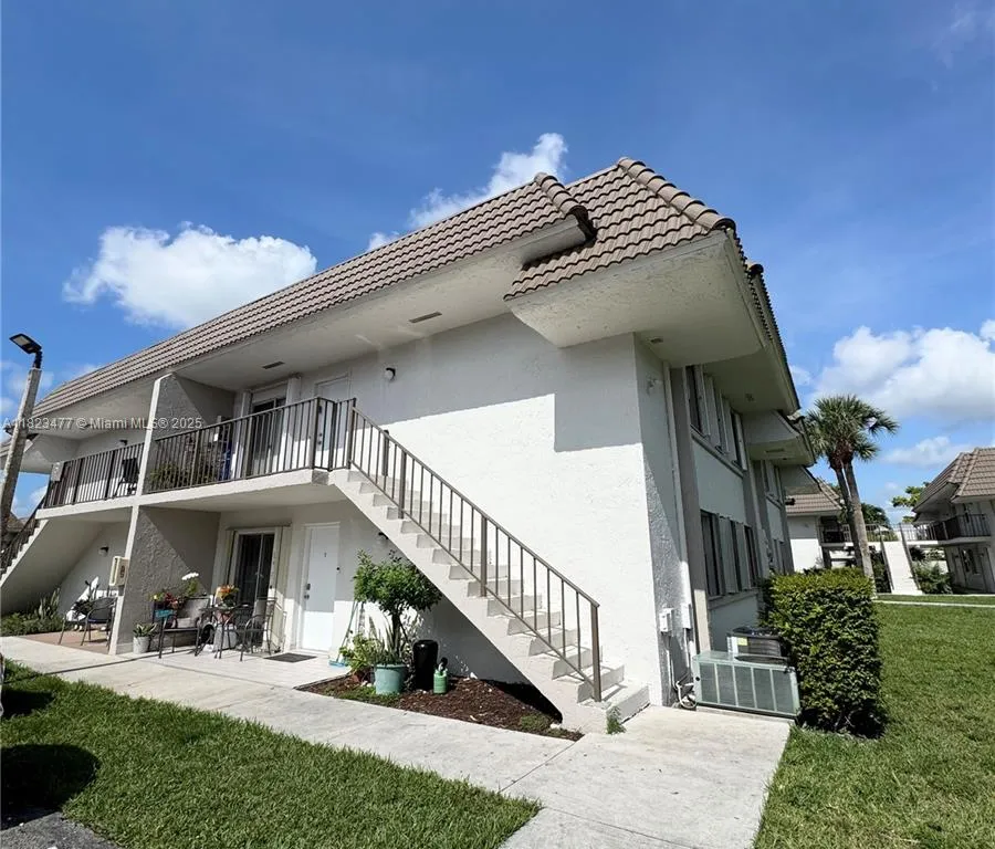 7071 SW 129th Ave # 7, Miami FL 33183
