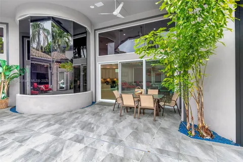 6595 NW 32nd Terrace, Boca Raton FL 33496