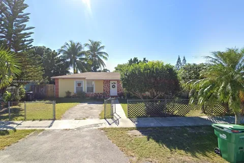 15724 SW 304th Ter, Homestead FL 33033