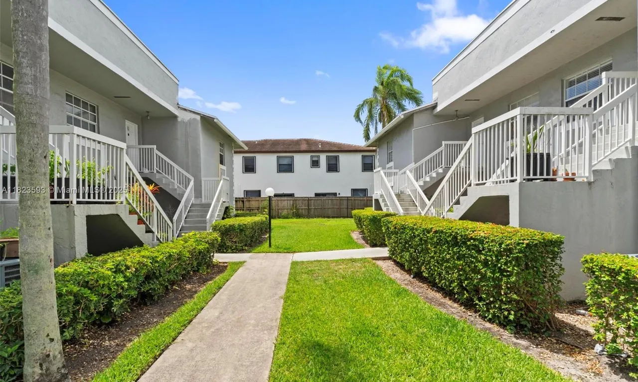 464 NE 210th Cir Ter # 20410A, Miami FL 33179