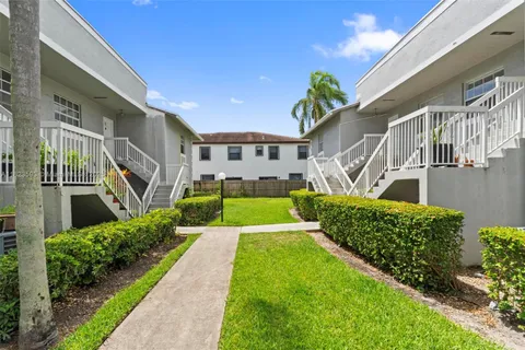 464 NE 210th Cir Ter # 20410A, Miami FL 33179