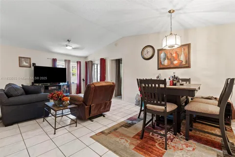 464 NE 210th Cir Ter # 20410A, Miami FL 33179