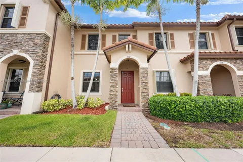 448 SE 32nd Ave, Homestead FL 33033