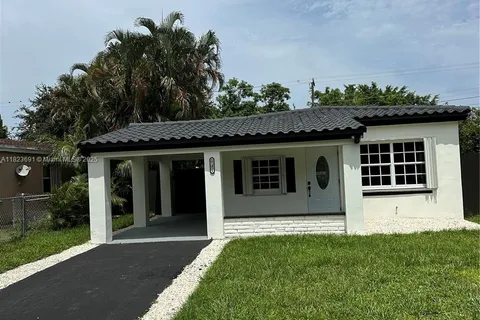 17451 NE 19th Ave, North Miami Beach FL 33162