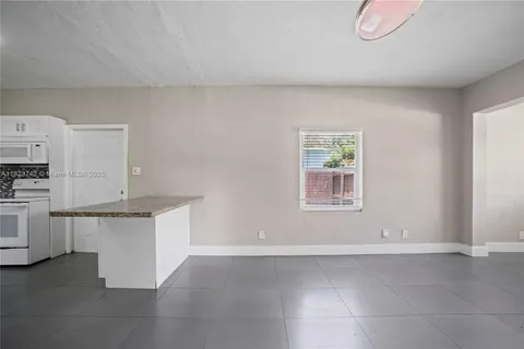 5900 SW 62nd Ter, South Miami FL 33143
