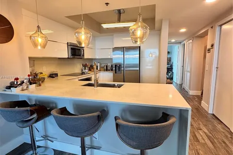 2681 N Flamingo Rd # 908S, Sunrise FL 33323