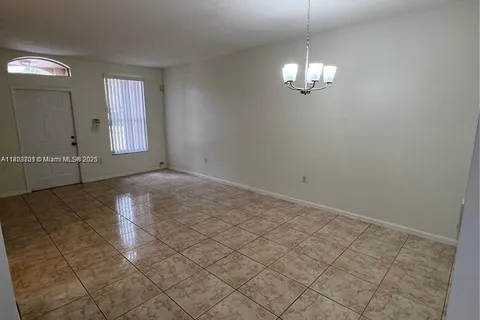 185 Riverwalk Cir, Sunrise FL 33326