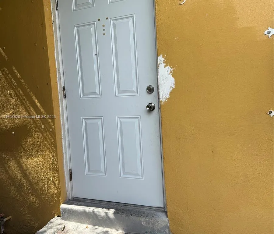 640 NW 10th Ter # 5, Fort Lauderdale FL 33311