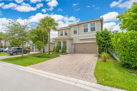 1595 Pongam Ter, Hollywood FL 33021