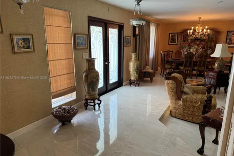 6651 SW 91st Ave, Miami FL 33173