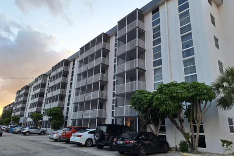 16851 NE 23rd Ave # B101, North Miami Beach FL 33160