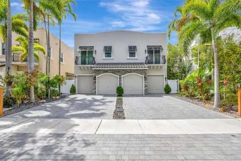 459 SW 5th Ave, Fort Lauderdale FL 33315
