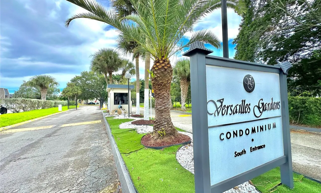 8001 Fairview Dr # 107, Tamarac FL 33321