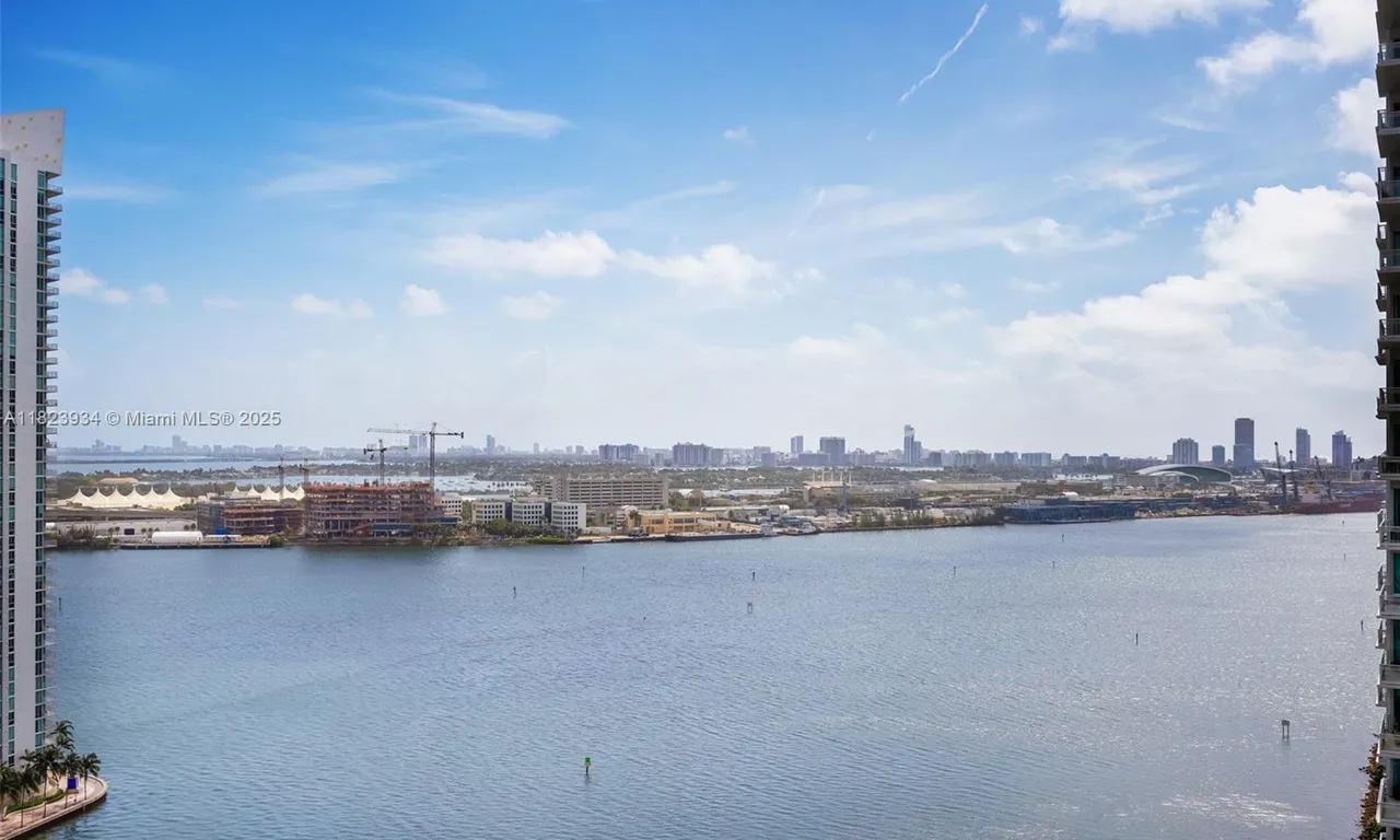 901 Brickell Key Blvd # 2506, Miami FL 33131