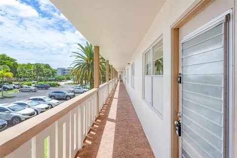 2303 Lucaya Ln # G2, Coconut Creek FL 33066