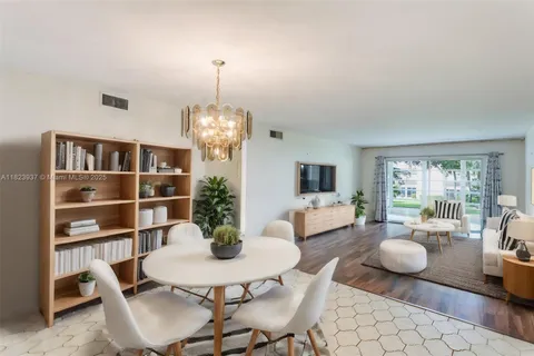 2303 Lucaya Ln # G2, Coconut Creek FL 33066