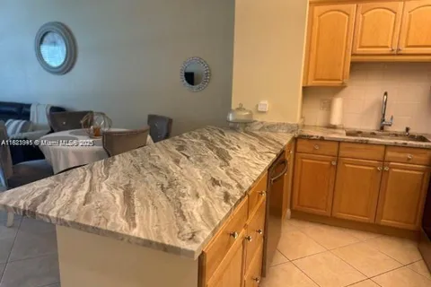 1520 Mckinley St # 103E, Hollywood FL 33020