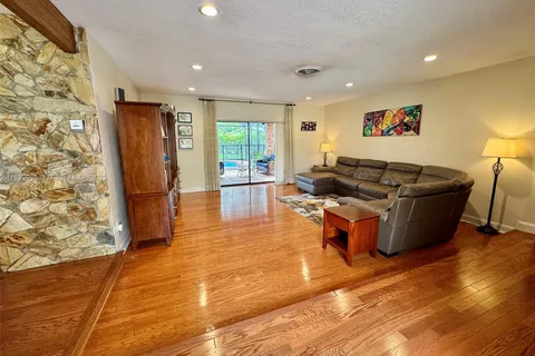 16225 SW 88th Ave Rd, Palmetto Bay FL 33157