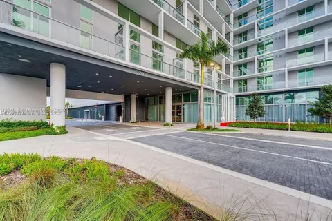 2000 Metropica Way # 605, Sunrise FL 33323