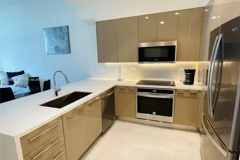 2000 Metropica Way # 605, Sunrise FL 33323