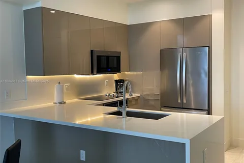 2000 Metropica Way # 605, Sunrise FL 33323