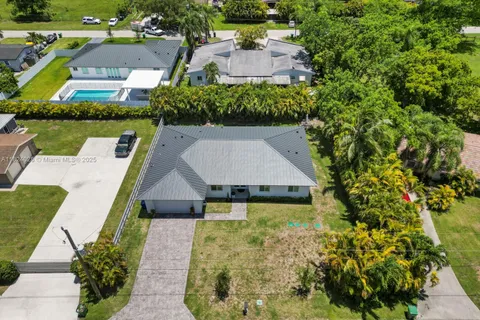 18100 SW 175th St, Miami FL 33187