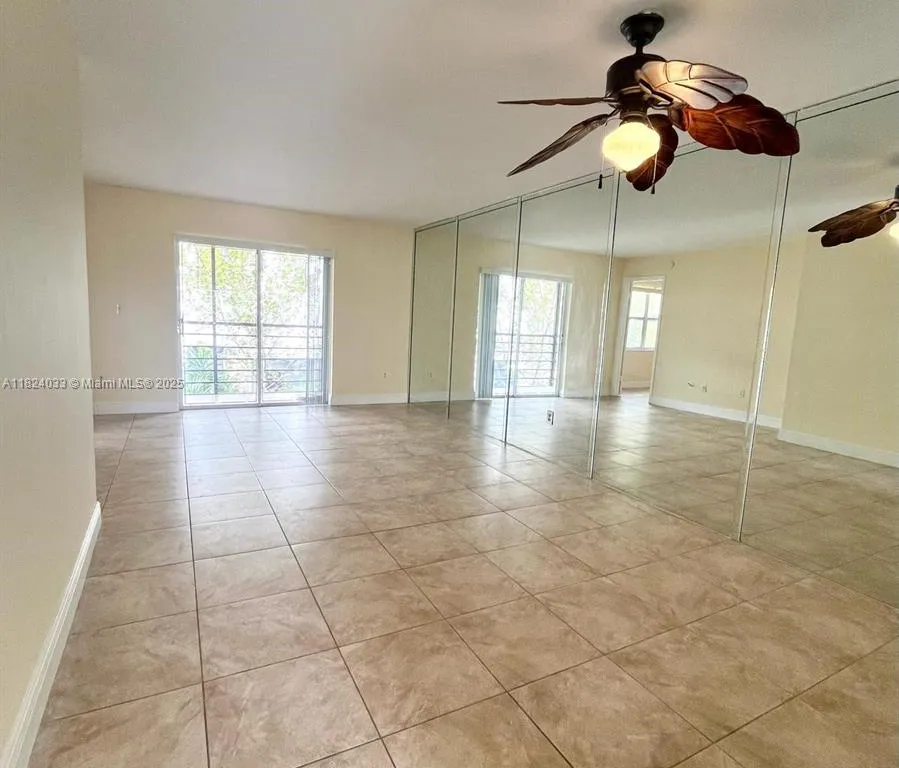 20800 NE 8th Ct # 17, Miami FL 33179