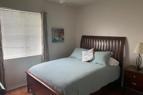 6475 Emerald Dunes Dr # 301, West Palm Beach FL 33411