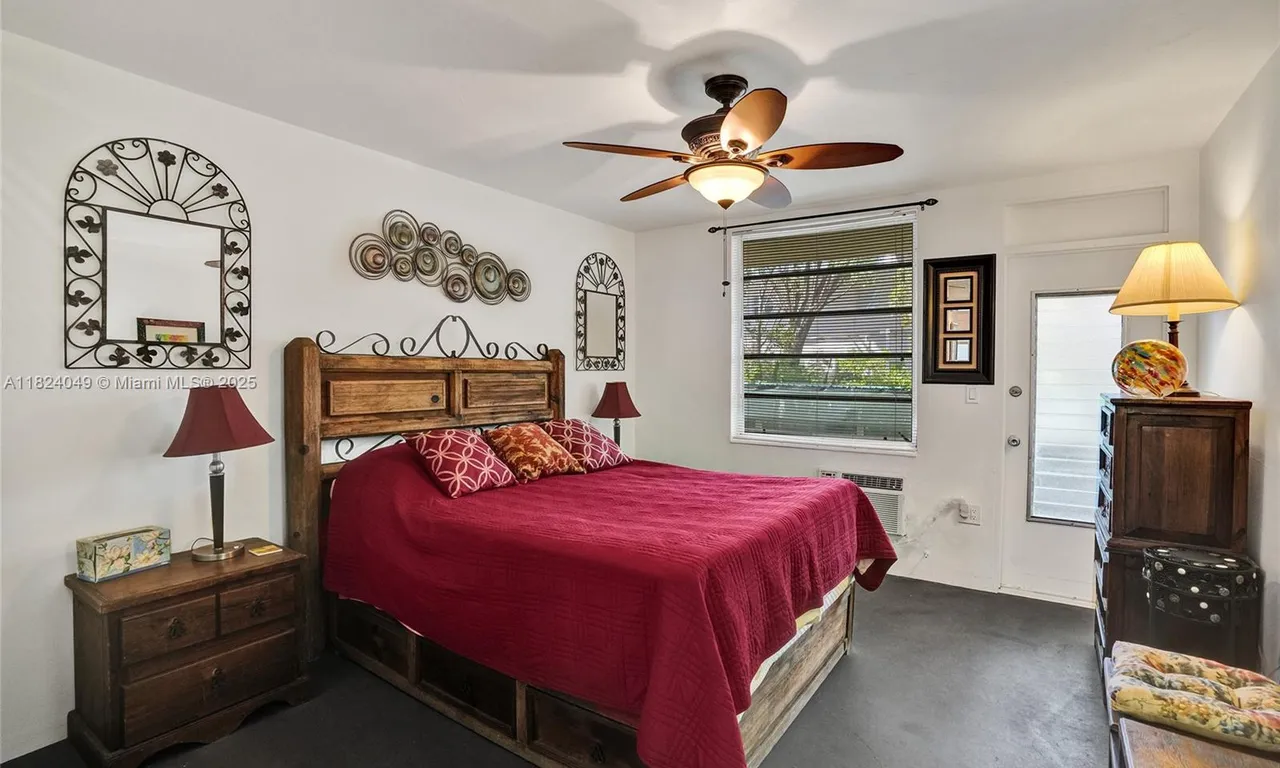 441 Collins Ave # 6, Miami Beach FL 33139