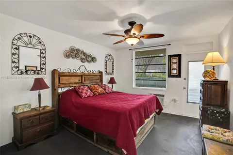 441 Collins Ave # 6, Miami Beach FL 33139