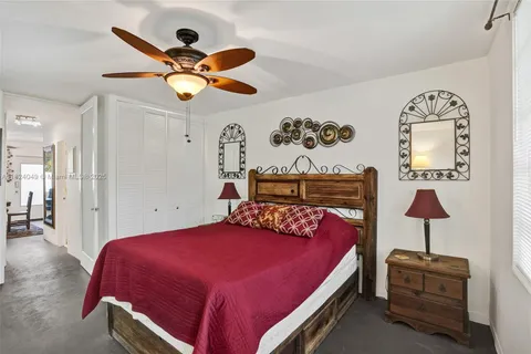 441 Collins Ave # 6, Miami Beach FL 33139
