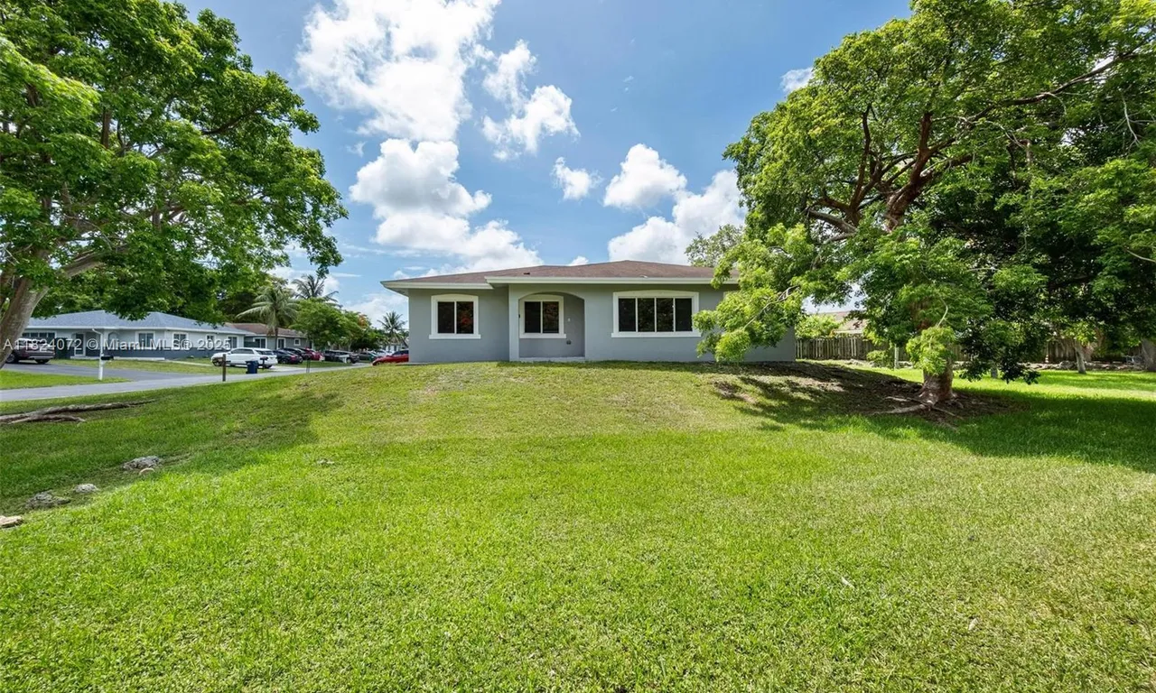 13576 SW 287th Ter, Homestead FL 33033