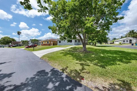 13576 SW 287th Ter, Homestead FL 33033