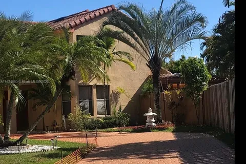 10031 SW 147th Pl, Miami FL 33196