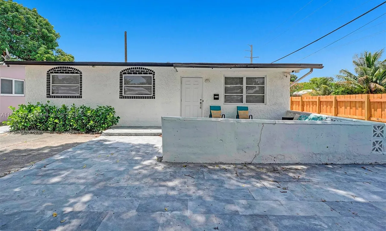 2338 Fillmore St # 2A, Hollywood FL 33020