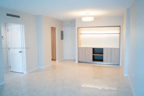 400 Kings Point Dr # 1222, Sunny Isles Beach FL 33160