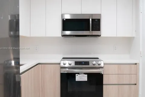 400 Kings Point Dr # 1222, Sunny Isles Beach FL 33160