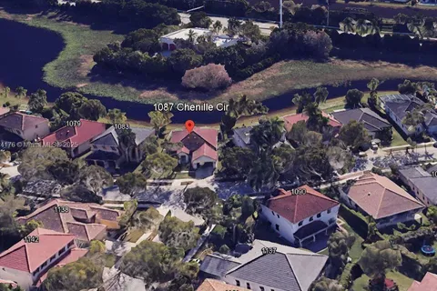 1087 Chenille Cir, Weston FL 33327