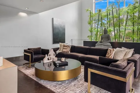 1606 S Bayshore Dr, Miami FL 33133