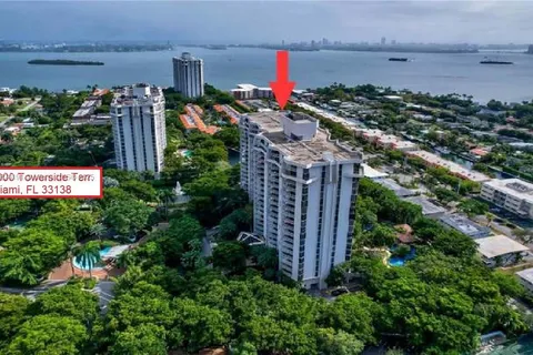 2000 Towerside Ter # 3, Miami FL 33138