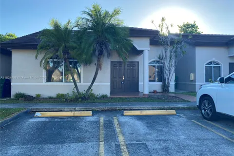 18942 NW 86th Ct, Hialeah FL 33015