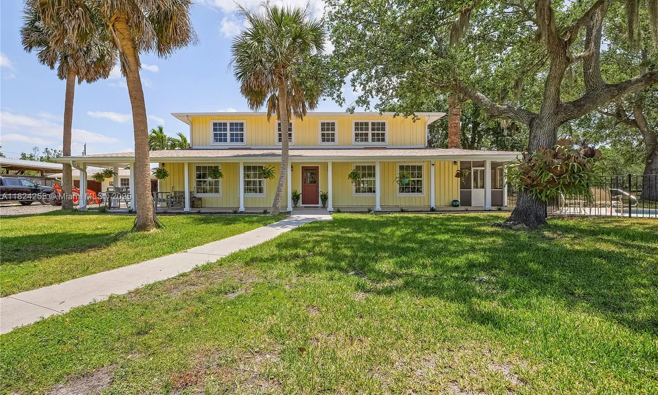 15700 Bahama Way, Other City - In The State Of Florida FL 33922