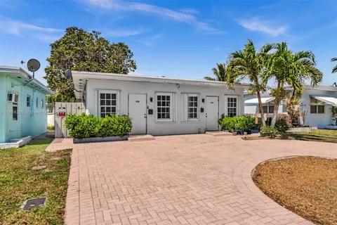 930 N 16th Ave # 1, Hollywood FL 33020