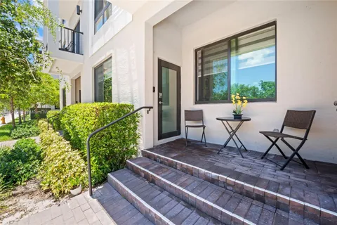 8301 NW 41st St # 102, Doral FL 33166