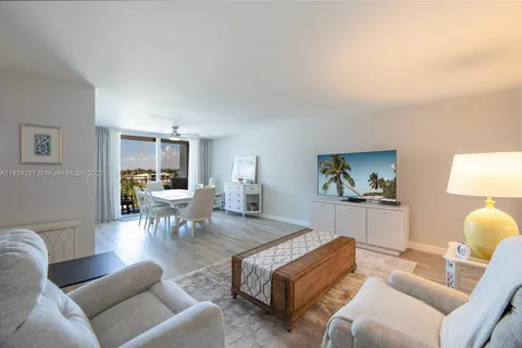 3210 SE 10th St # 5B, Pompano Beach FL 33062