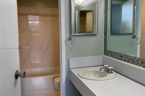 8437 FOREST HILLS DR # G, Coral Springs FL 33065