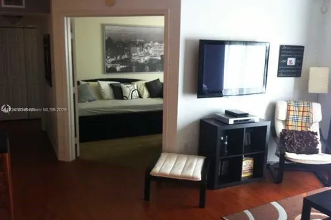 11155 SW 5th Pl # 303, Pembroke Pines FL 33025