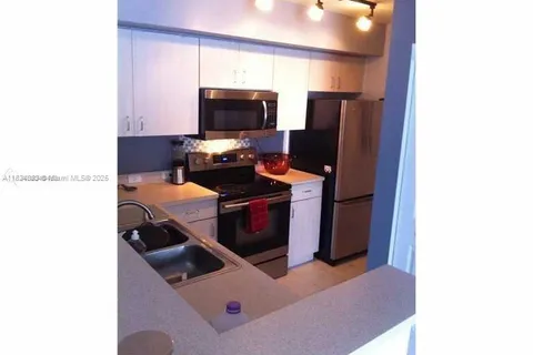 11155 SW 5th Pl # 303, Pembroke Pines FL 33025